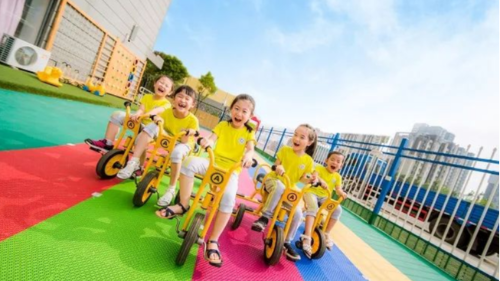 幼兒園懸浮地板選購指南，趕緊收藏-泰州市鳳城橡塑有限公司